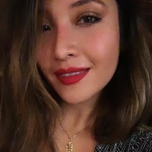 Meet your Posher, Gabs